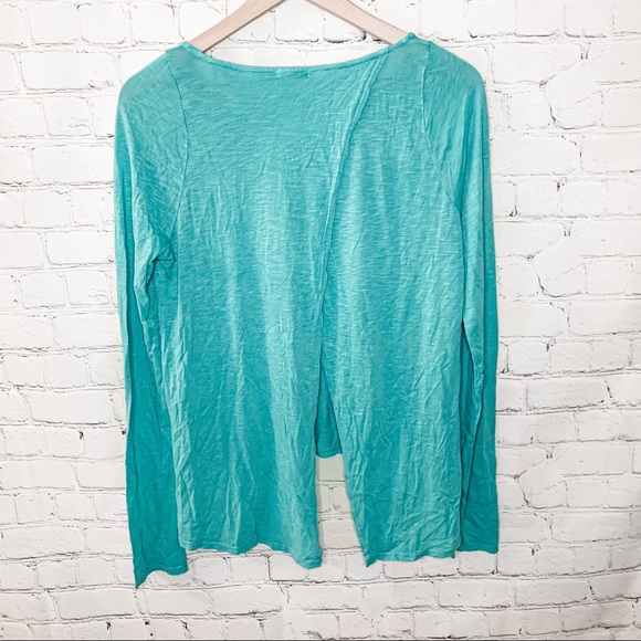 Revolve LAmade Lory Split Back Long Sleeve Tee Blue Lagoon Size Small NWT - Picture 4 of 10